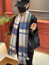 China Replica Burberry Scarf 78usd Only